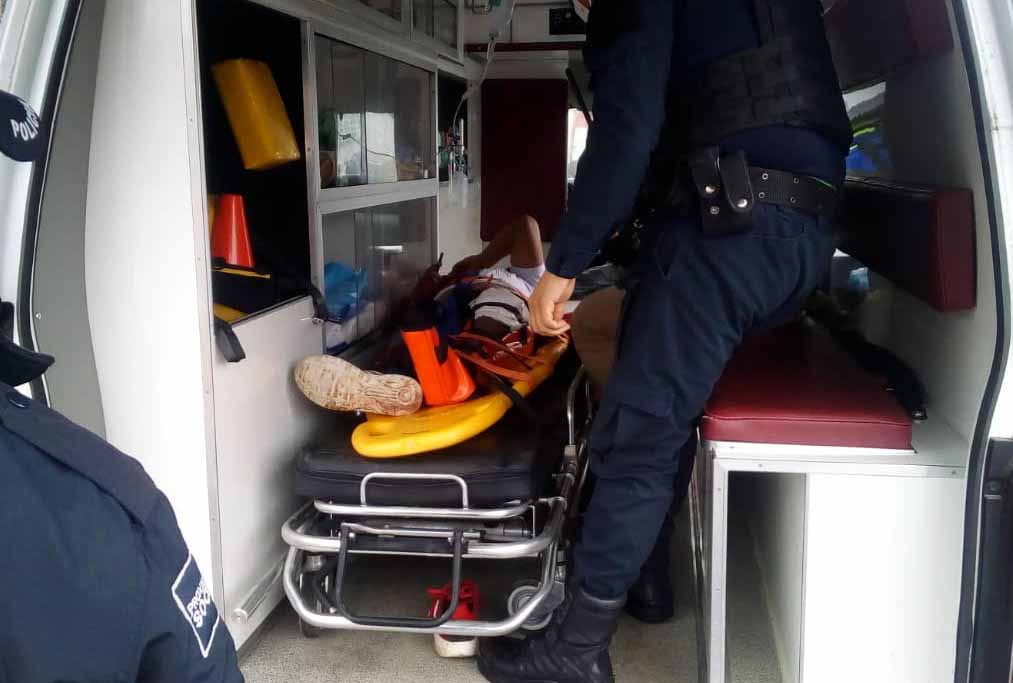 Motociclista choca de frente con pipa de gas en Xiutetelco