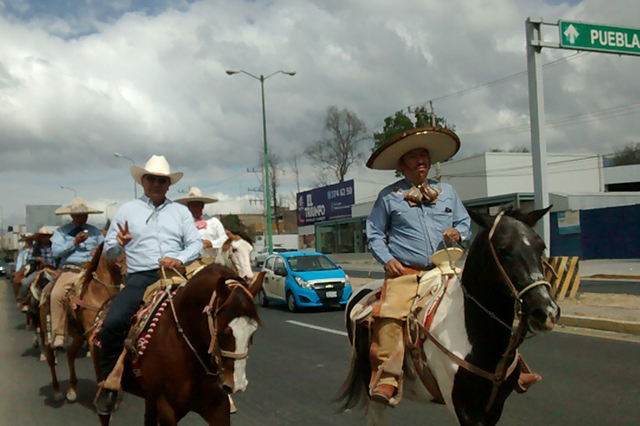 Protestan charros contra construcción del Teatro Municipal de Tehuacán