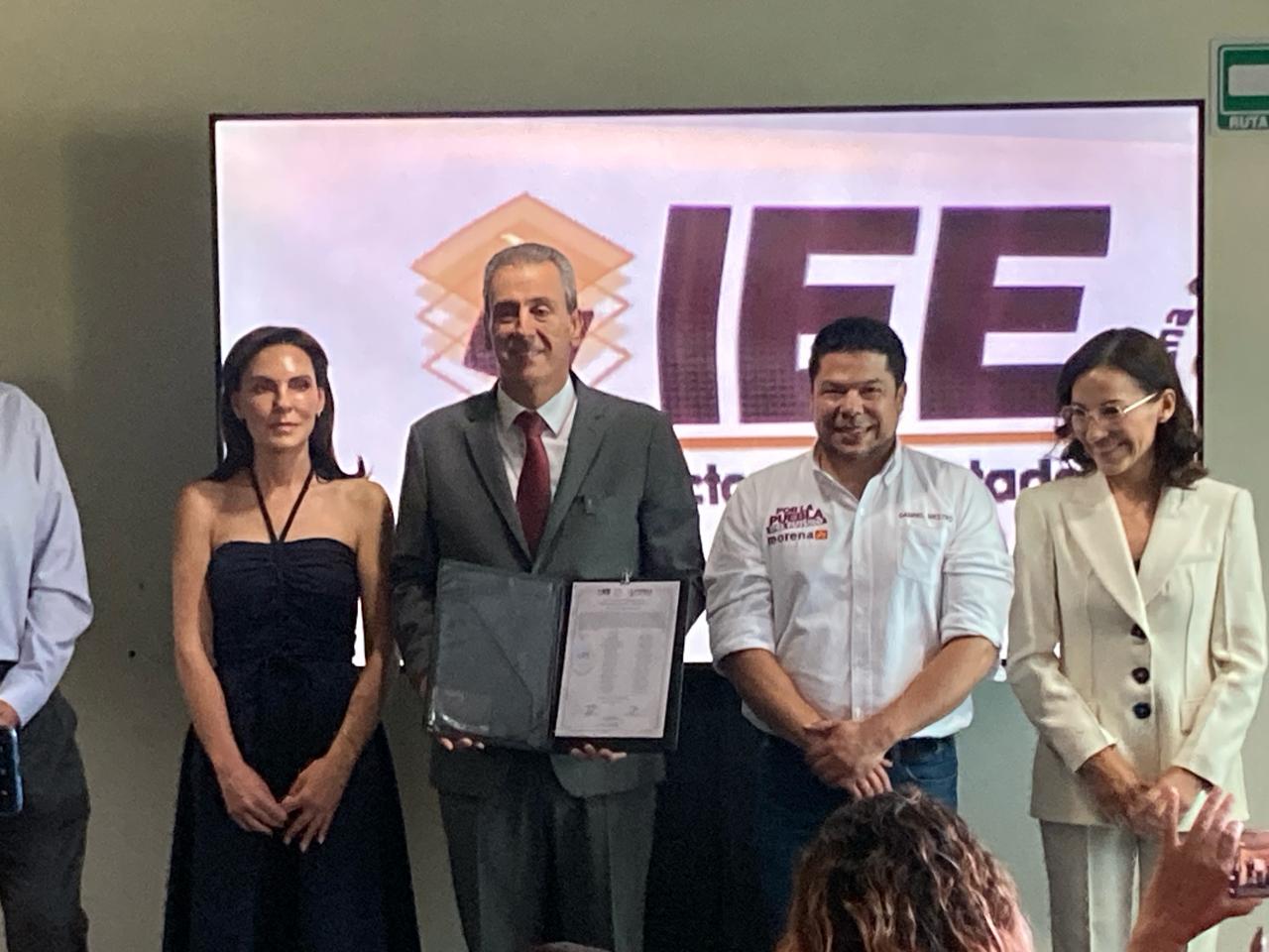 Pepe Chedraui recibe constancia de mayoría como alcalde de Puebla