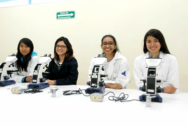 Alumnas de Biología BUAP, en la final del concurso Por Amor a México, chavos 2020
