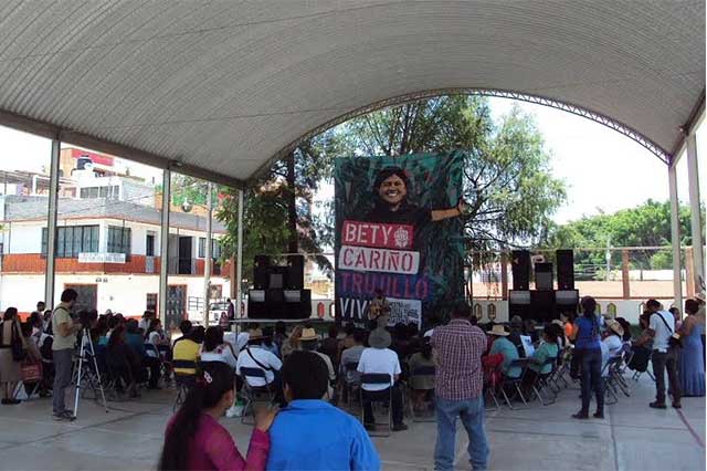 Conmemoran en Chila sexto aniversario del asesinato de activista Bety Cariño