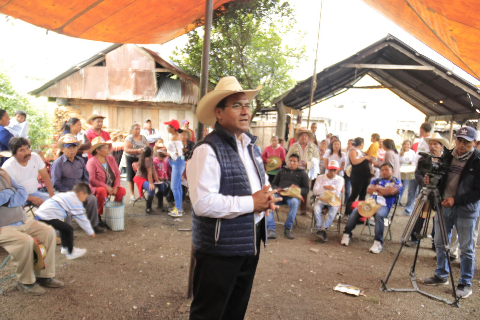 Más carreteras para desarrollo de comunidades: Jiménez Merino