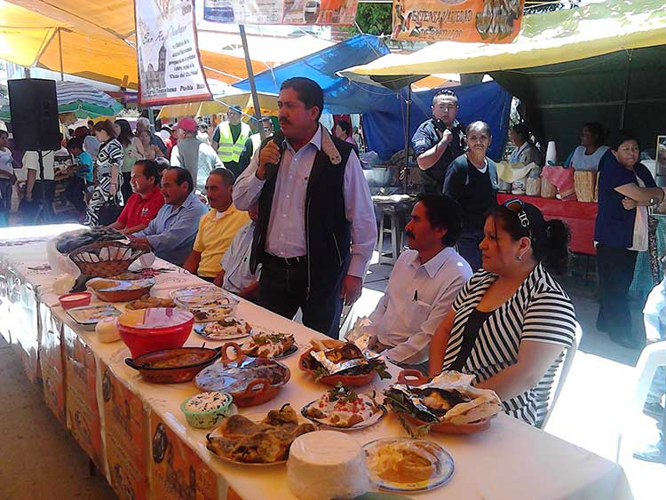 Prepara Tlanalapan la décima Feria del Chile Poblano