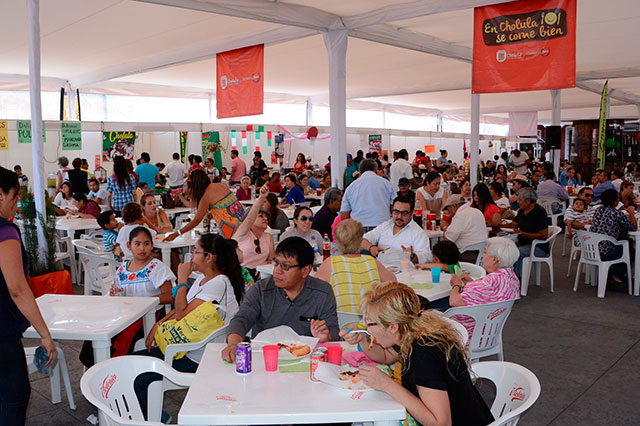 Esperan 5 mil visitantes a Feria del Chile en Nogada de San Pedro