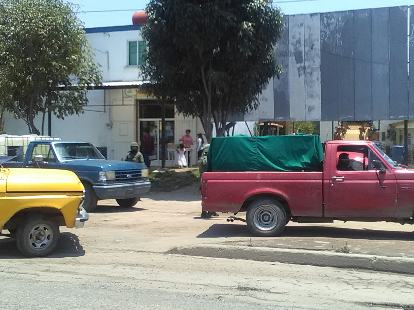 Militares detienen caravana de huachicoleros en junta auxiliar de Cholula
