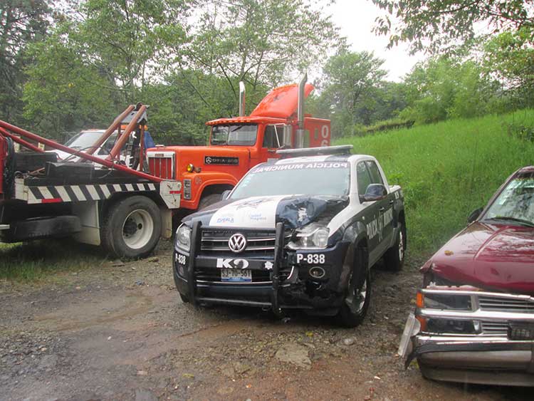 Chocan dos patrullas del municipio de Puebla… en Huauchinango