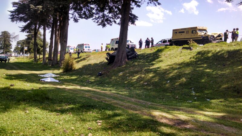 Tres muertos por choque entre unidad de Cometra y Jetta en la Amozoc-Nautla
