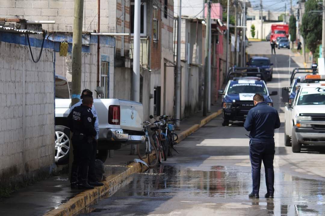 Mujer estrella su camioneta para no ser asaltada en San Pedro Cholula