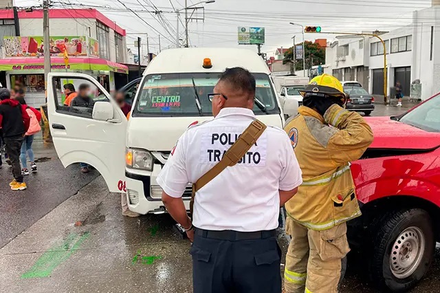 Choque de la ruta M1 deja 13 lesionados en San Manuel