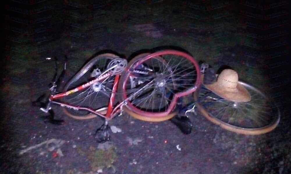 Atropellado pierde la vida un ciclista en Acatzingo