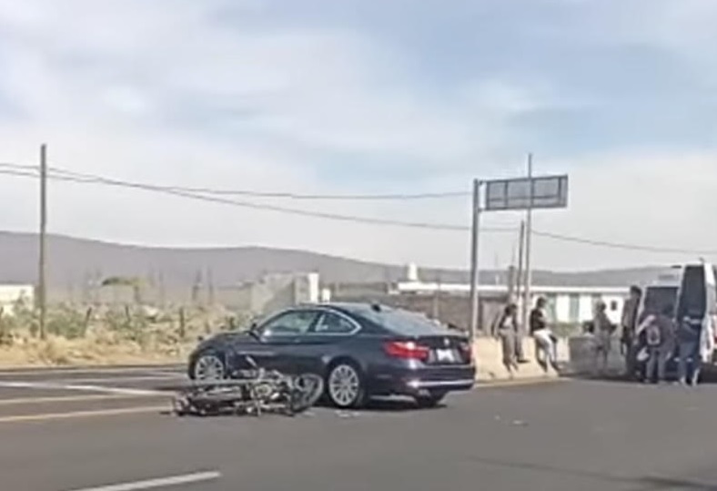 Atropellan a ciclistas en la carretera Atlixco-Izúcar de Matamoros