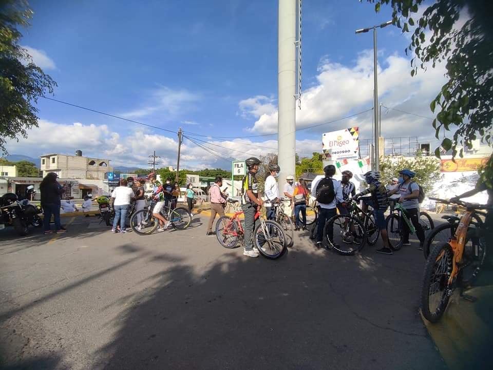 Con rodada ciclista, recuerdan a maestra atropellada en Tehuacán