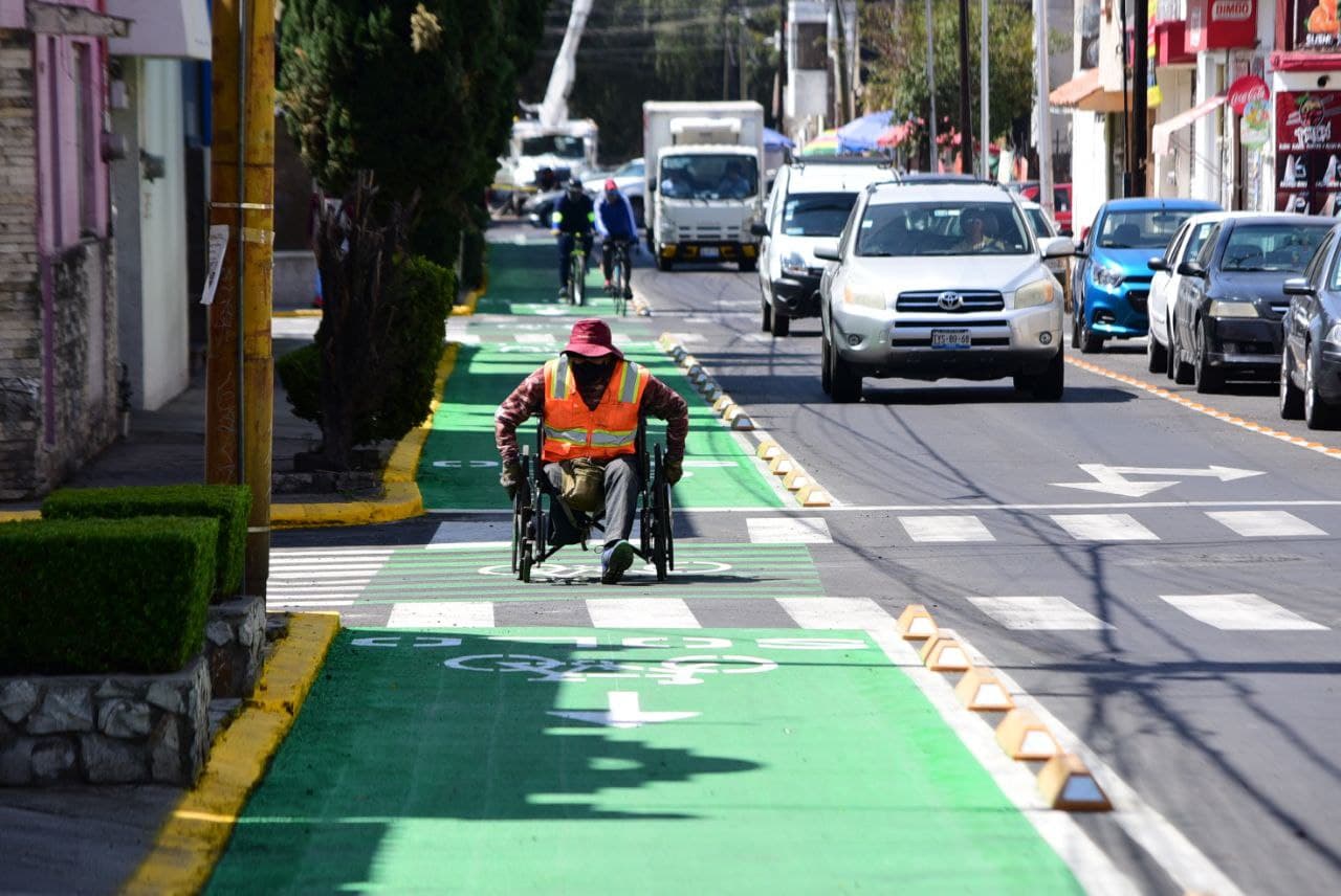 Ayuntamiento de Puebla rehabilita la calle y ciclovía de 4 sur