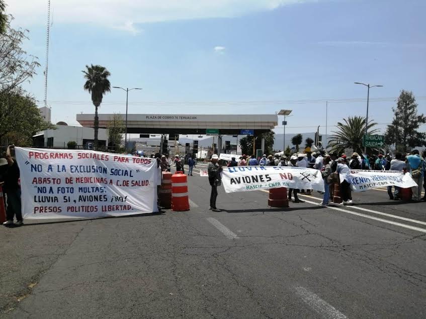 Tres cierres carreteros por parte de Mascip en Tehuacán