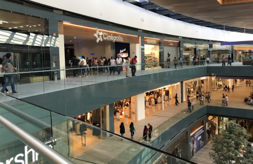 Suspenden pagos a personal de Cinepolis en Puebla
