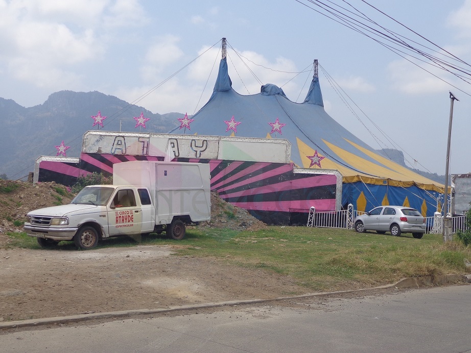 Coronavirus deja atrapados a integrantes del Circo Daniel Atayde en Teziutlán