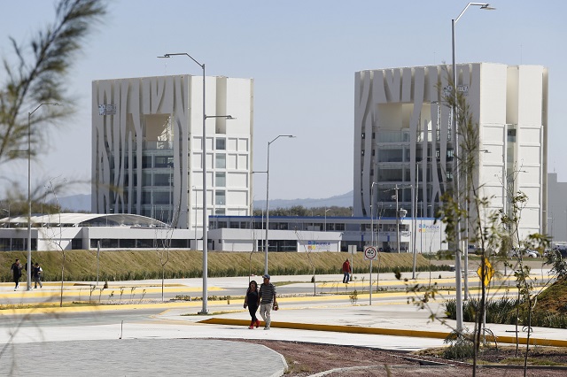 Suspenden transporte gratuito a estudiantes de Ciudad Modelo