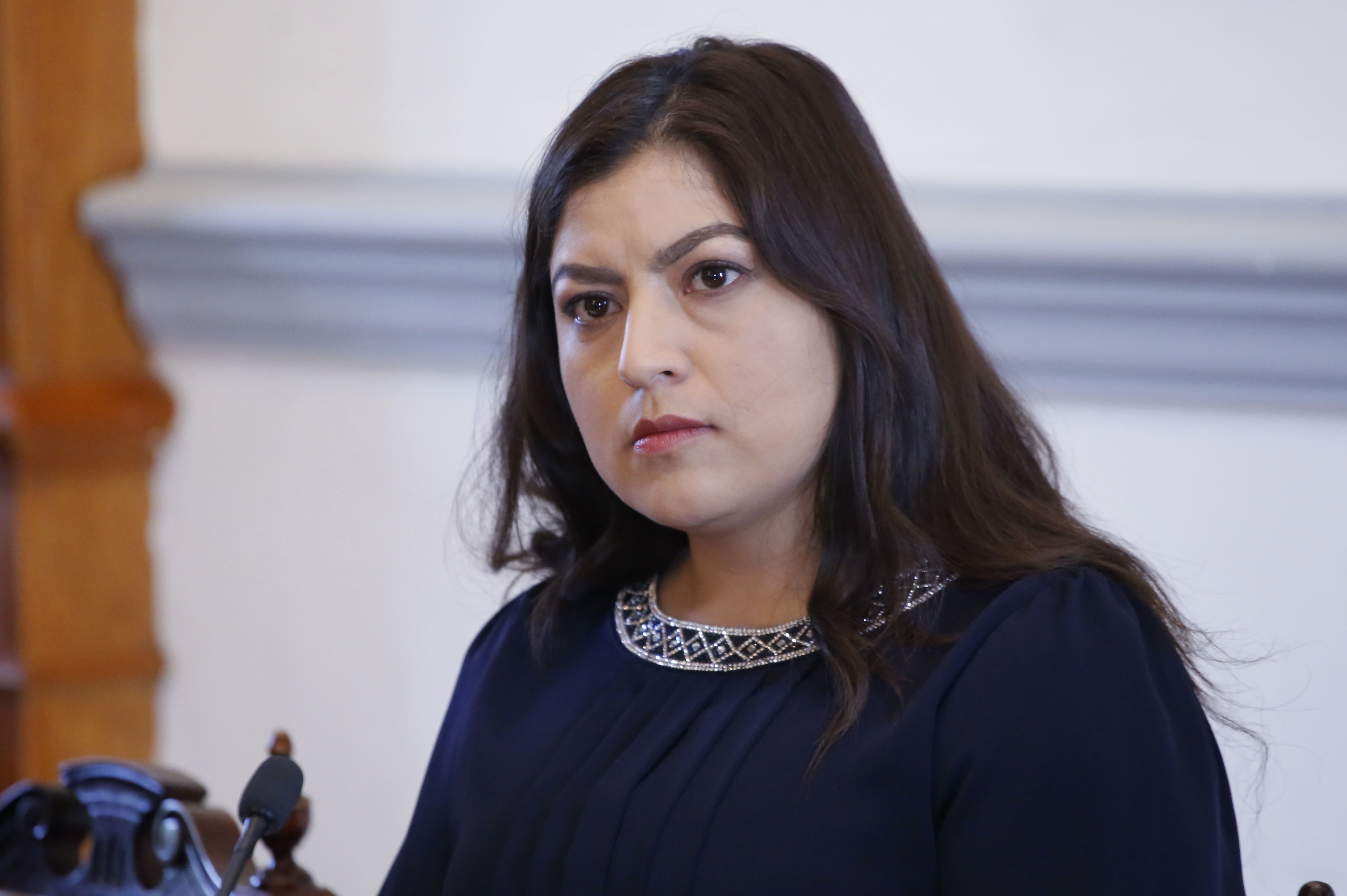 Analiza Claudia Rivera presentar su informe en una junta auxiliar