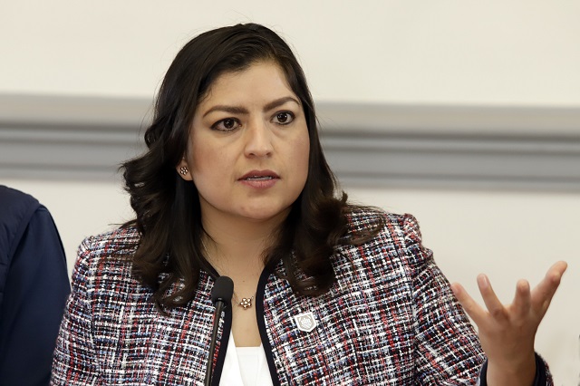 Por posible corrupción, analiza Claudia Rivera reestructura en Segob