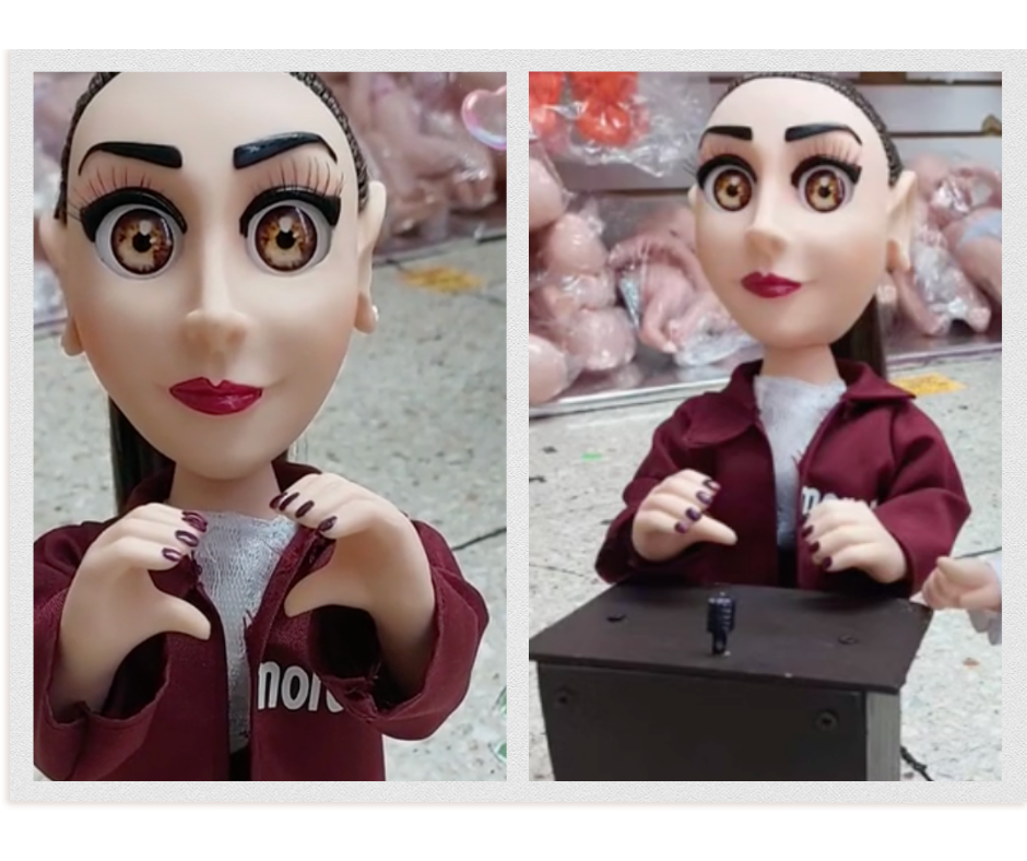 Ya circula la muñeca “Claudita” con banda presidencial