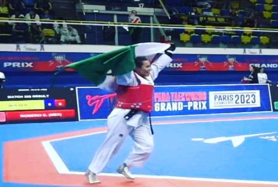 La taekwondoista tehuacanense Claudia Romero gana oro en Gran Prix de París 2023