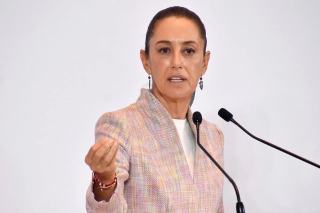 Sheinbaum recibe apoyo de los 32 gobernadores tras crítica de Noem 