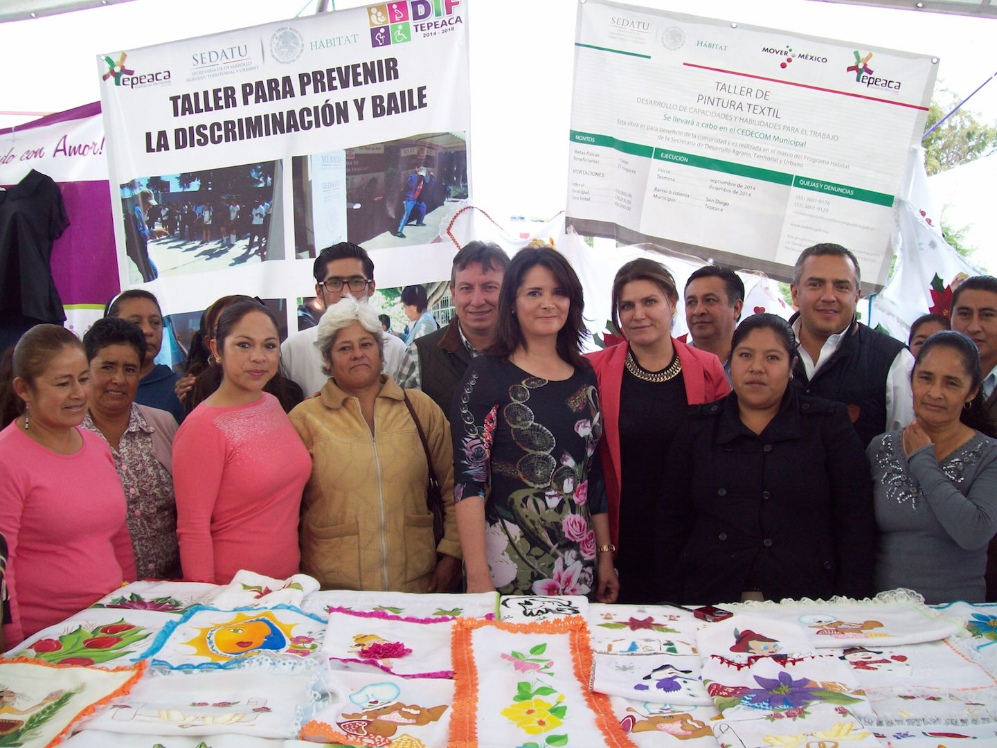 Clausuran Sedatu y DIF Tepeaca acciones Habitat 2014