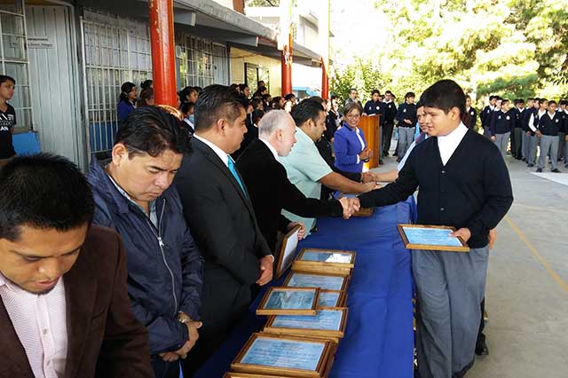 Concluyen clases 60 mil alumnos en la región de Zacapoaxtla