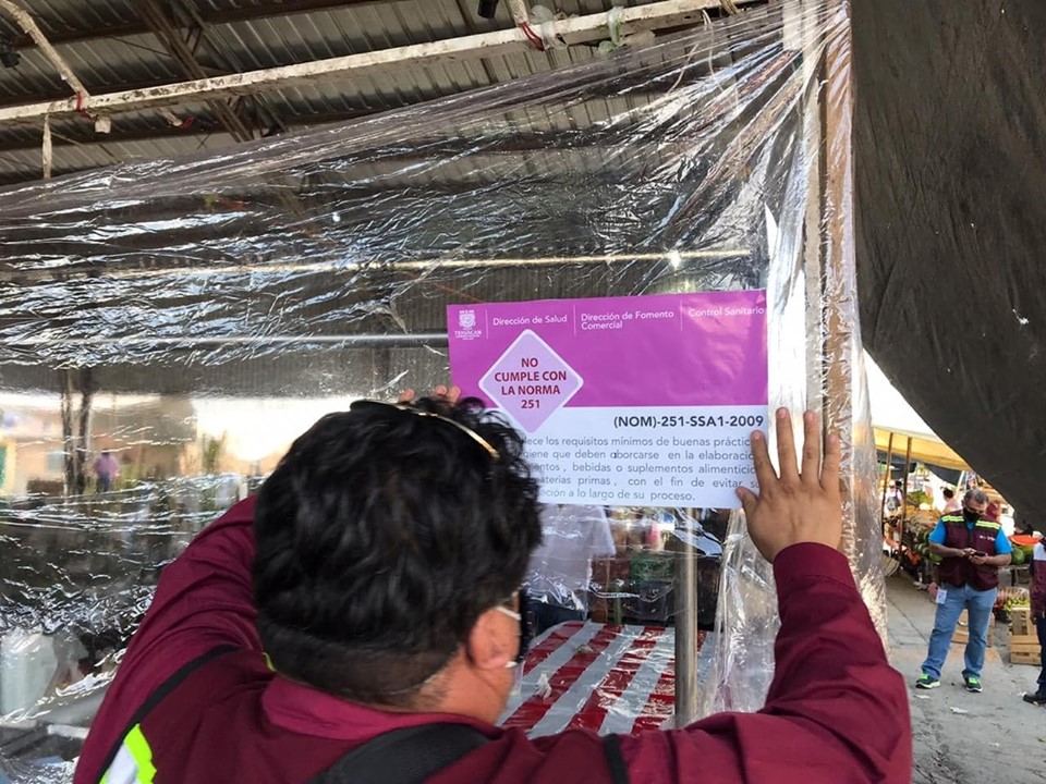 Clausuran 20 puestos en el mercado La Purísima en Tehuacán por falta de higiene