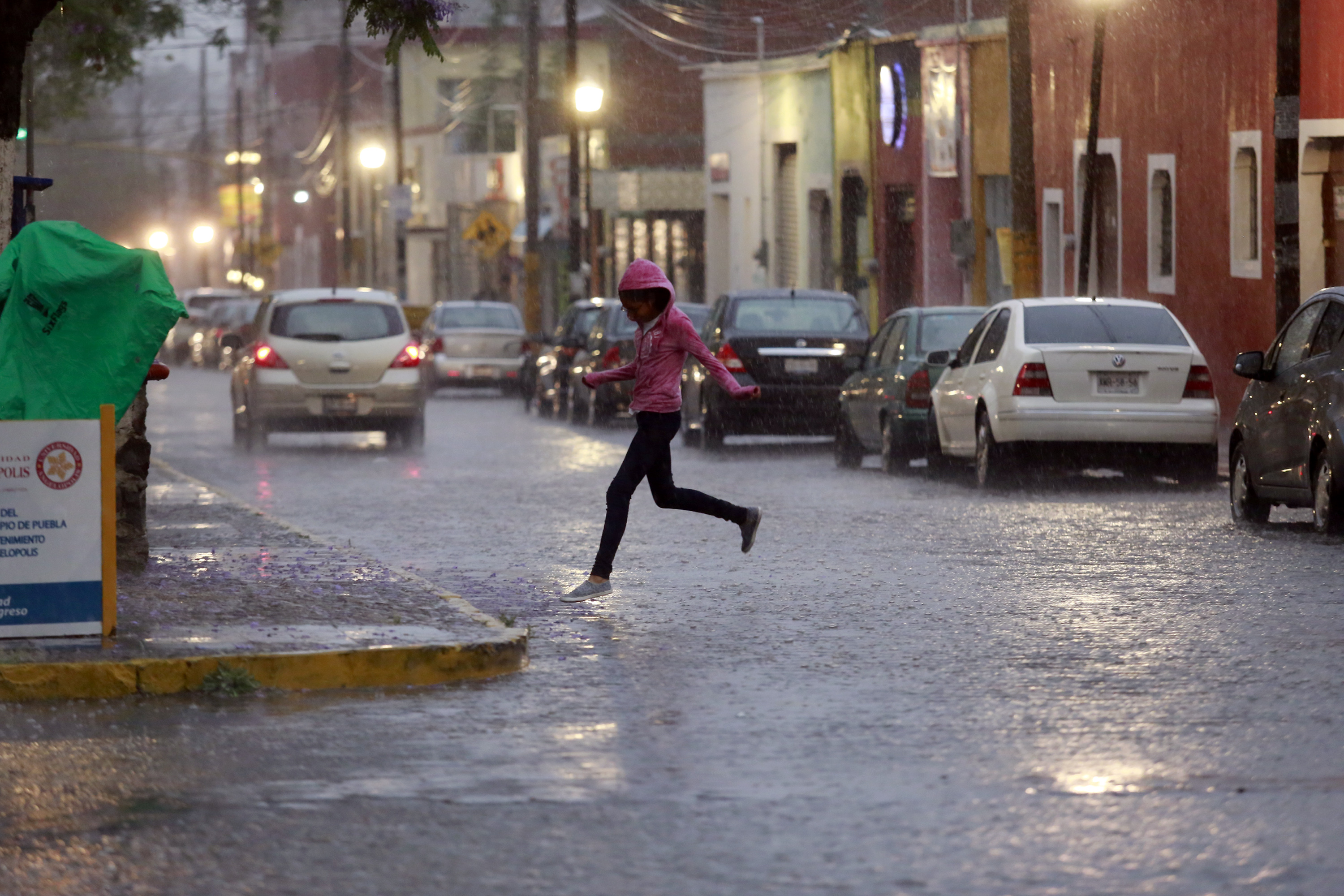 Continúan las lluvias en Puebla, tome sus precauciones
