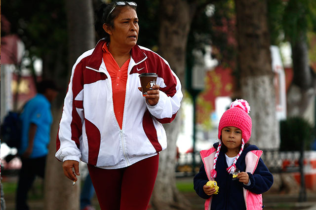 Por frío, no habrá clases en 52 municipios de Puebla