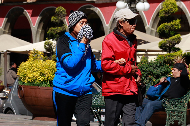 Clima bajo cero y heladas prevén en las sierras de Puebla