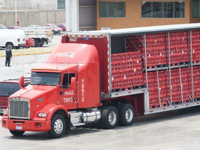 FEMSA reporta desabasto de Coca-Cola por alta demanda en México