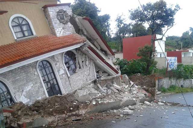 Fractura en drenaje habría colapsado casa en Teziutlán