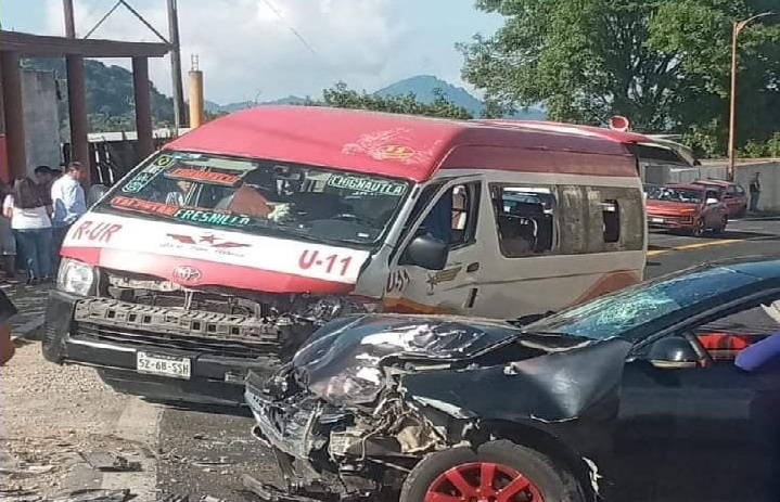 Conductor en estado de ebriedad provoca accidente en Chignautla