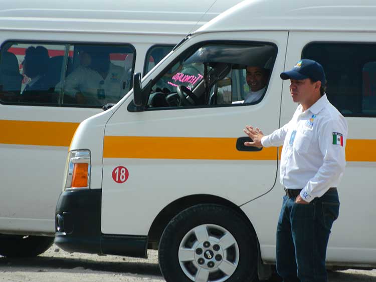 Implementa Contraloría operativo contra transporte público de Tehuacán