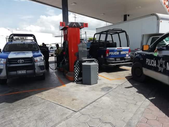 Tehuacán se compromete a pagar gasolina de patrullas