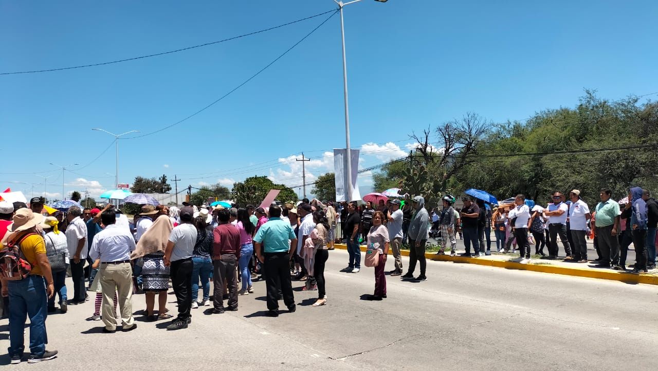Logran comerciantes del mercado La Purísima destitución de administradora