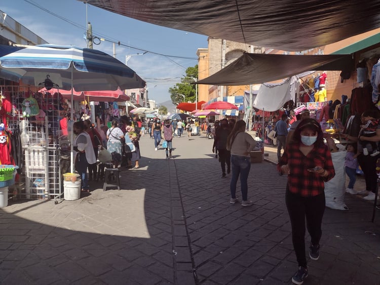 Inician autoridades de Tehuacán retiro de ambulantes de calles de Tehuacán 
