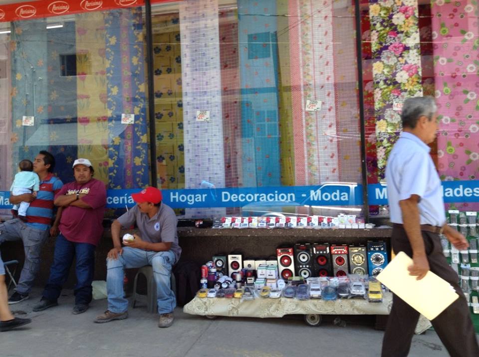 Deja Manuel Madero crecer el ambulantaje en calles de Izúcar