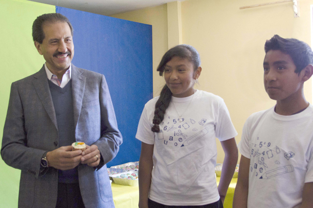 Rector de la BUAP inaugura centro comunitario en Barranca Honda
