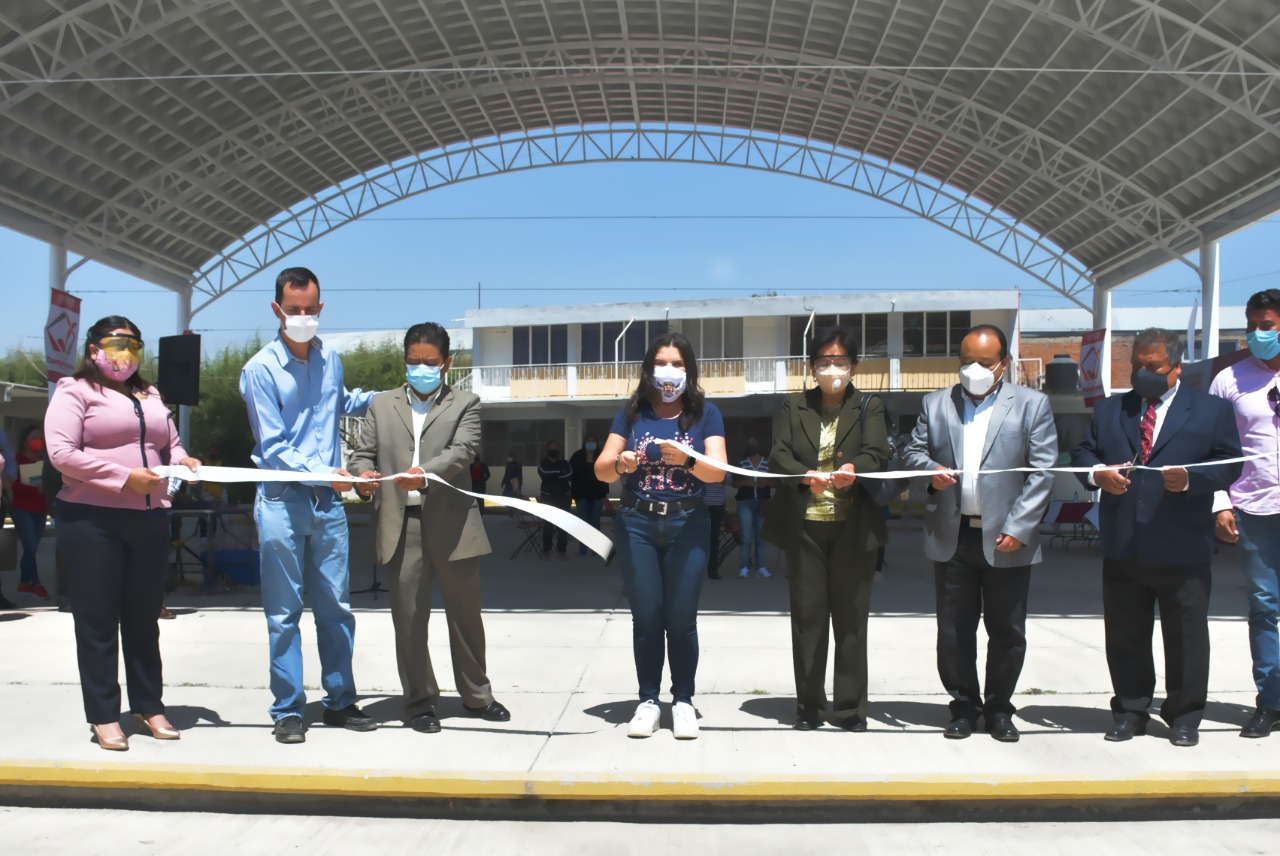 Inaugura Layón obras deportivas y de servicios básicos en Texmelucan