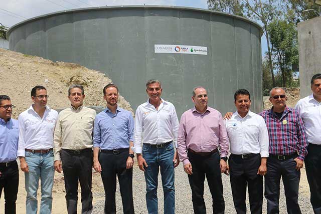 Puebla y la Conagua firman convenio para obras hídricas