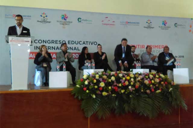 Realizan en Huauchinago Segundo Congreso Educativo Internacional