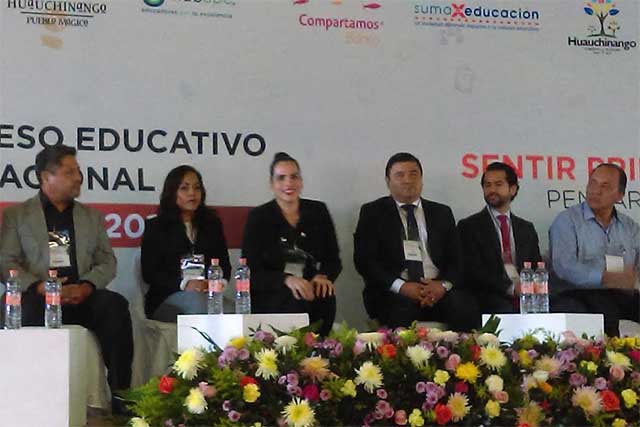 Realizan en Huauchinago Segundo Congreso Educativo Internacional