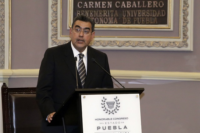 Impugnan de nuevo designación de Cespedes Peregrina como gobernador de Puebla