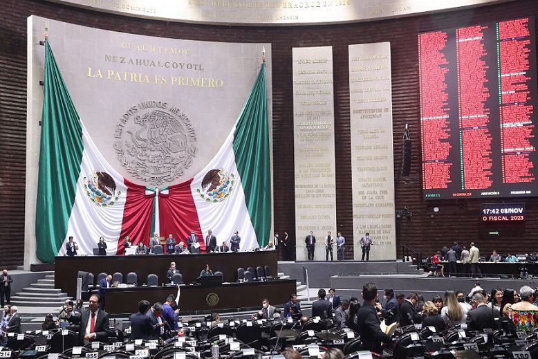 Aprueban diputados presupuesto 2023 con todo y recorte al INE