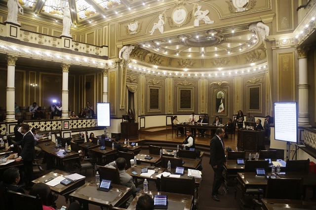 Congreso local legisla al vapor, critica Coparmex