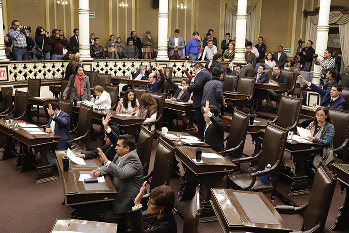 Piden diputados al Soapap y Agua de Puebla mantener tarifas 2018
