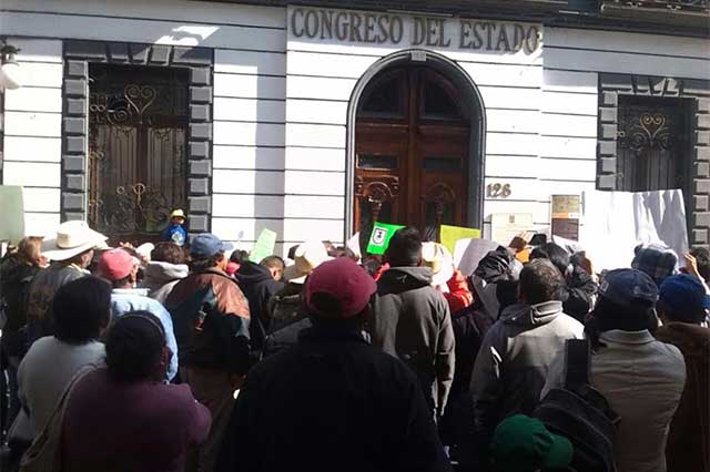 Repudian iniciativa de control de agua potable en zona Audi